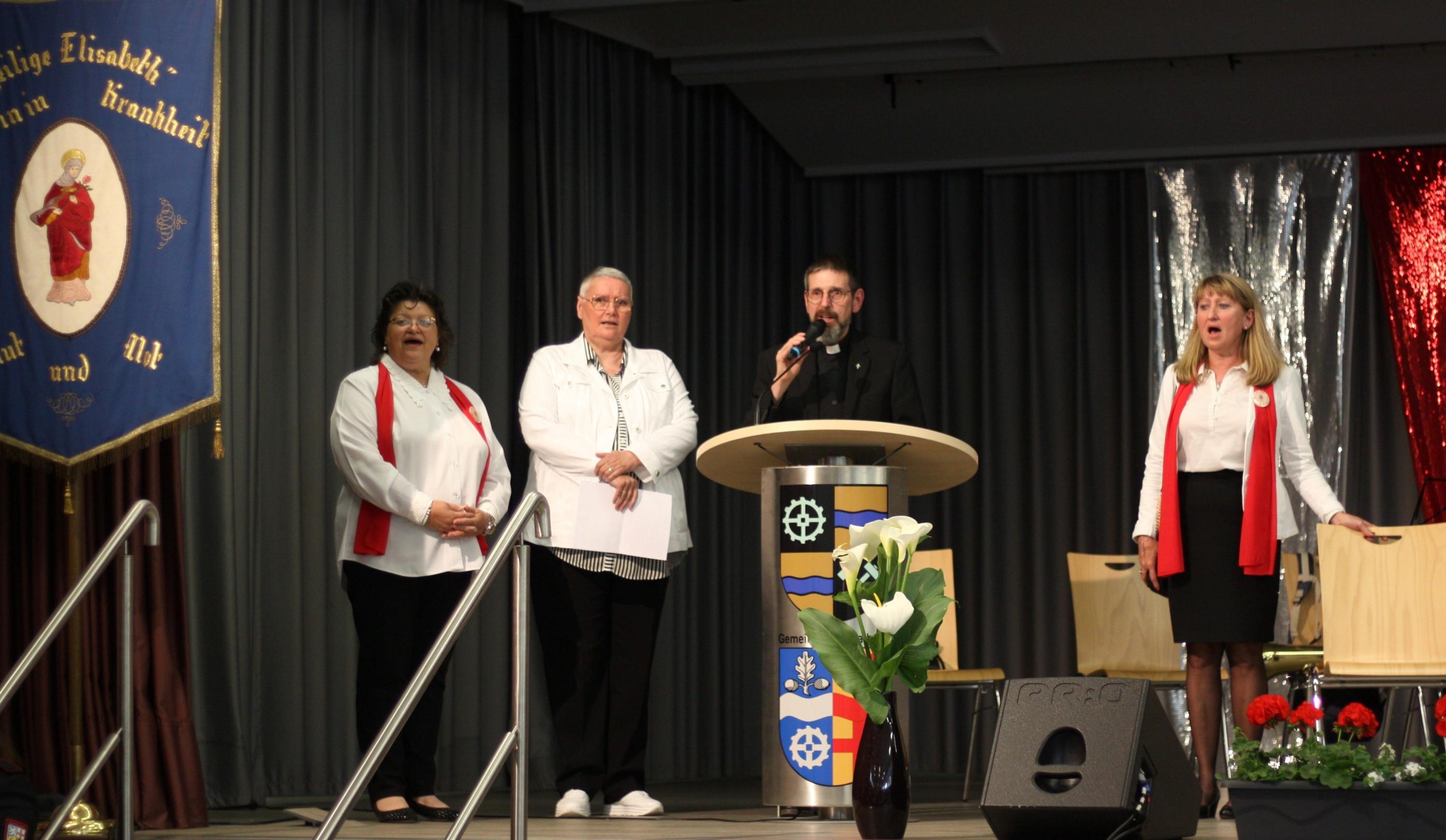 Festakt Jahre EV St. Josef Elm in der Festhalle