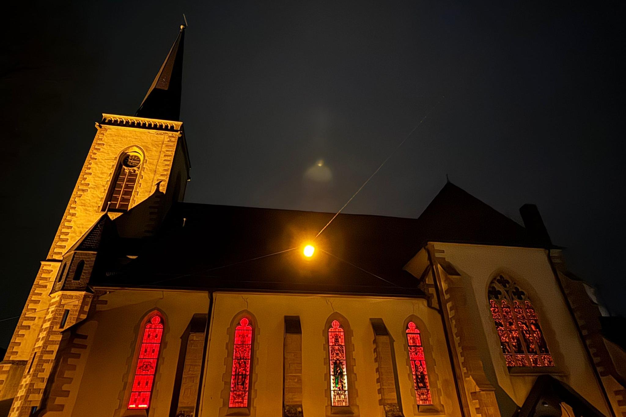 Die illuminierten Kirchen in Heilig Kreuz (Fotoserie)