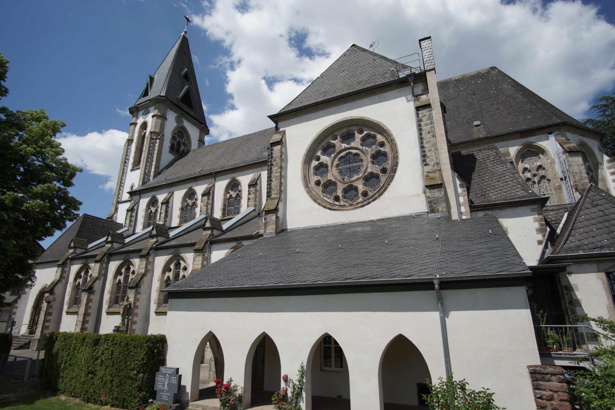 Kirche St. Martin - Ansicht von der Grotte aus